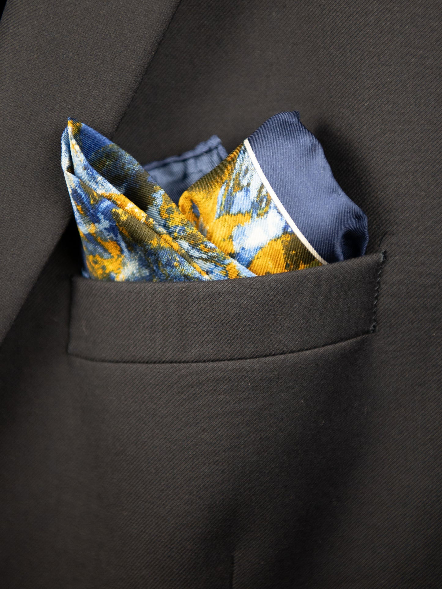 Heritage House Pocket Square 32718 - Expressionist - Blue/Gold